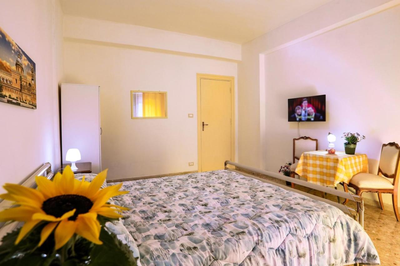 A Casa Di Fra' Panzió Palermo Kültér fotó